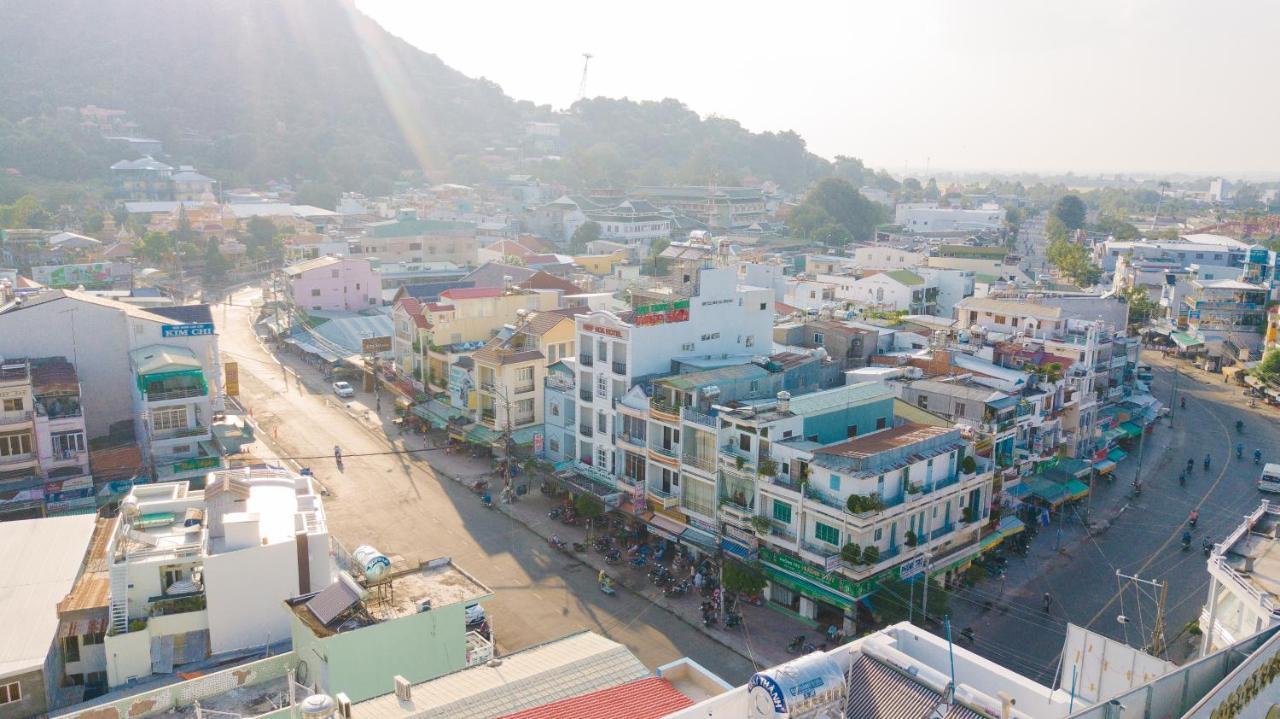 Hiep Hoa Hotel Châu Đốc Zewnętrze zdjęcie