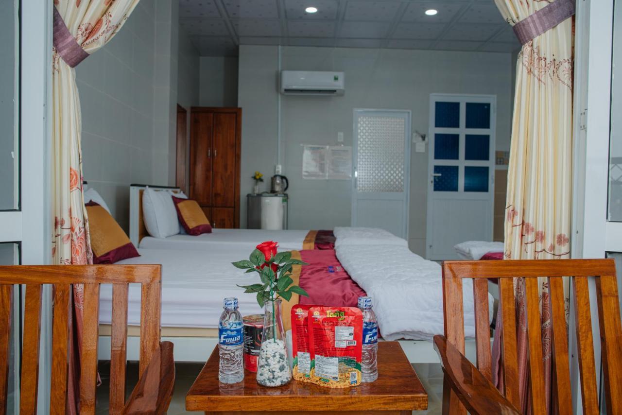 Hiep Hoa Hotel Châu Đốc Zewnętrze zdjęcie